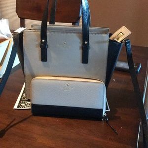 Kate spade purse and wallet set